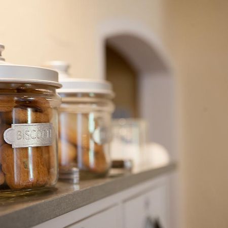 Albergo Del Lago Capalbio Eksteriør billede