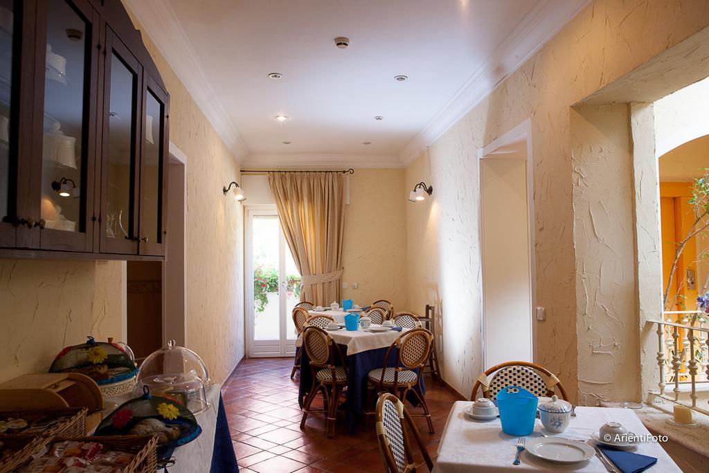 Albergo Del Lago Capalbio Eksteriør billede